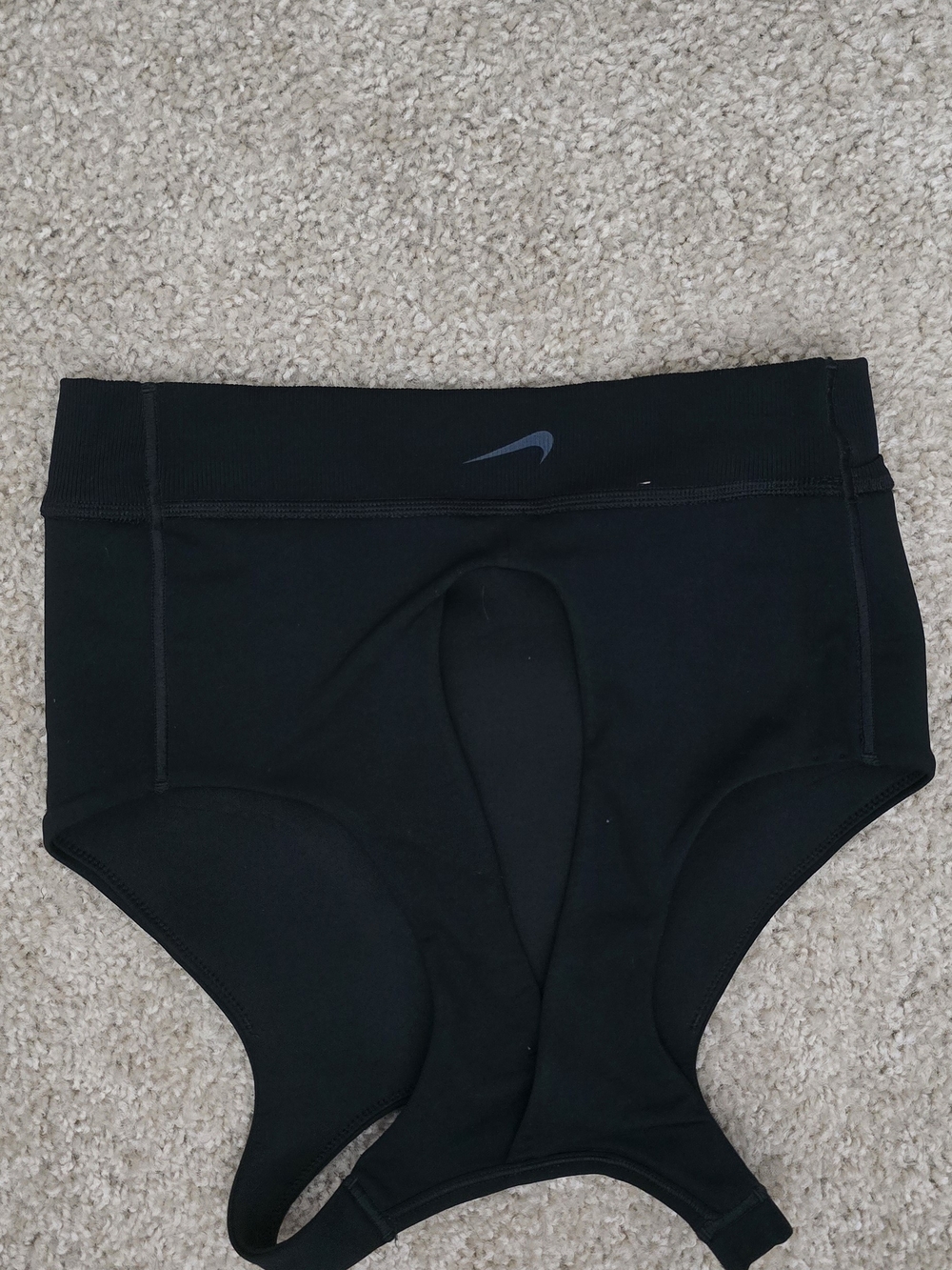 Nike Black High-Waist Sports Bra with Swoosh